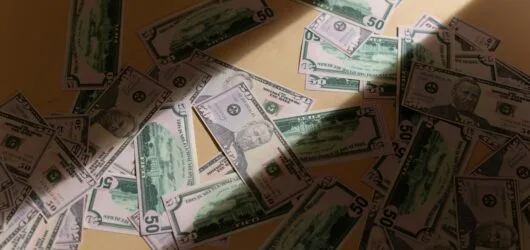 Simple vs. Compound Interest: Key Differences Explained